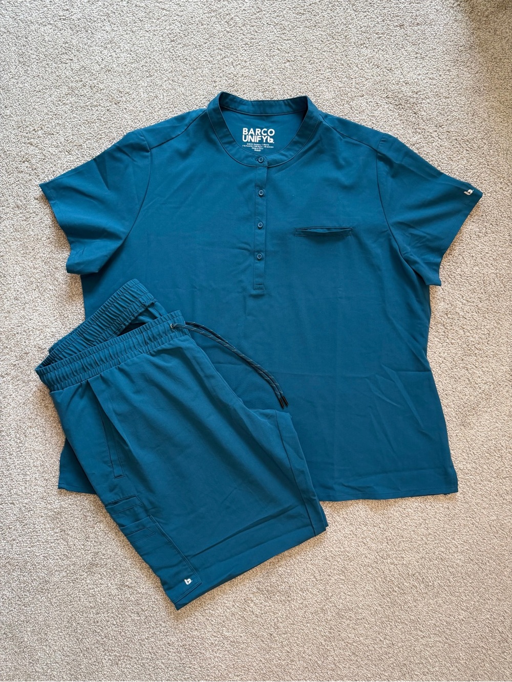 Barco Unify Teal Scrub Set